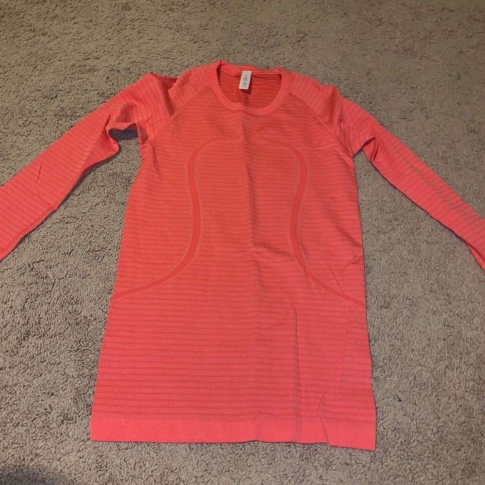 Brand New Lululemon Athletics Long Sleeve